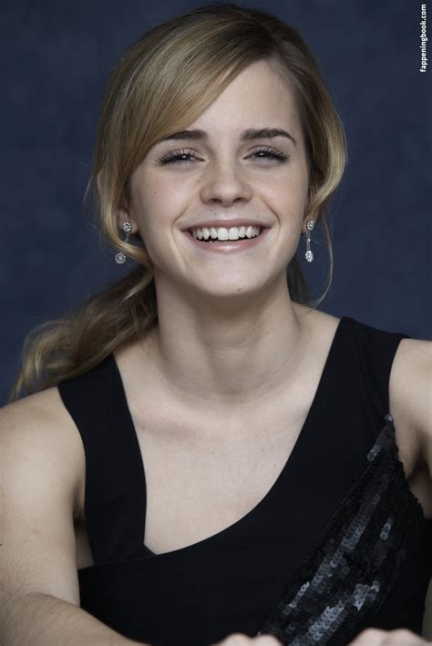 emma watson nackt|Emma Watson Nude Pics, Fappening Leaks & Videos!